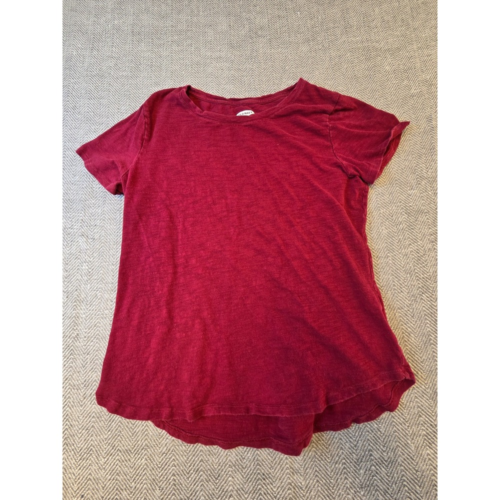 Old Navy Everywhere T-Shirt Women's Small Red Curved Hem Short Sleeve Round Neck